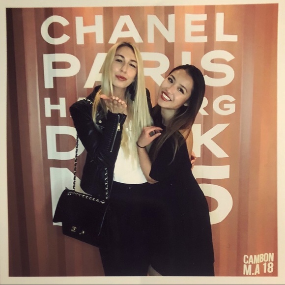 Meet your Posher, Kris - Picture 1 of 2